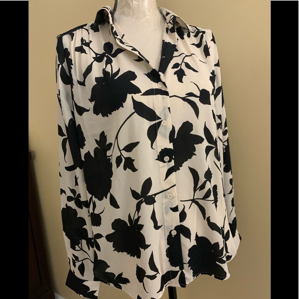 Women’s Blouse Floral print long sleeve